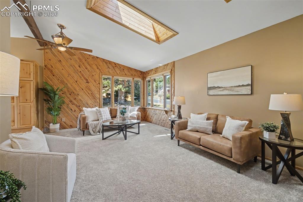 Image 4 of 45: Living Room