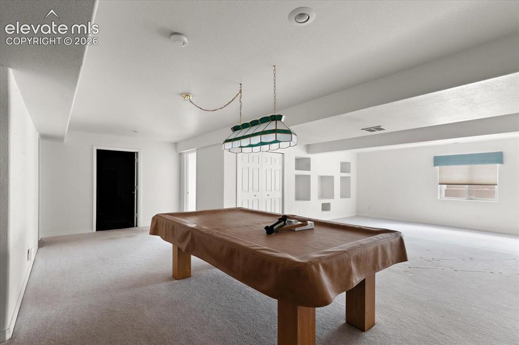 Image 17 of 30: Game Room