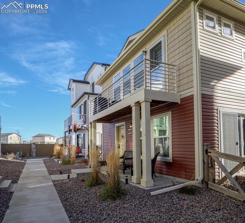 Caption: Side of Structure