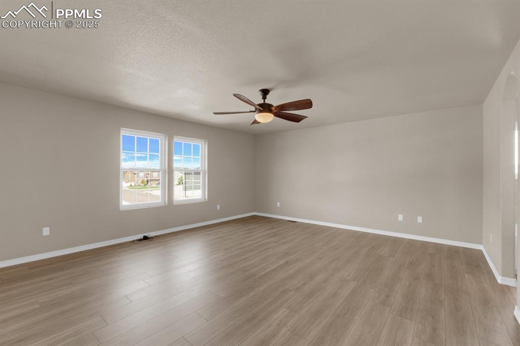 Image 15 of 38: Primary bedroom