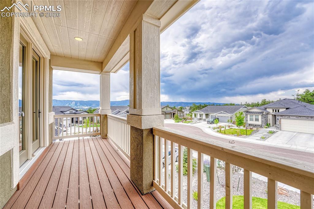 Image 36 of 49: Deck