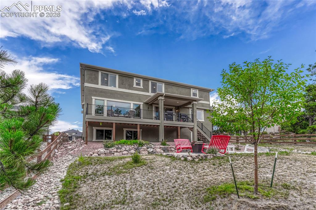 Image 46 of 49: Back of Structure