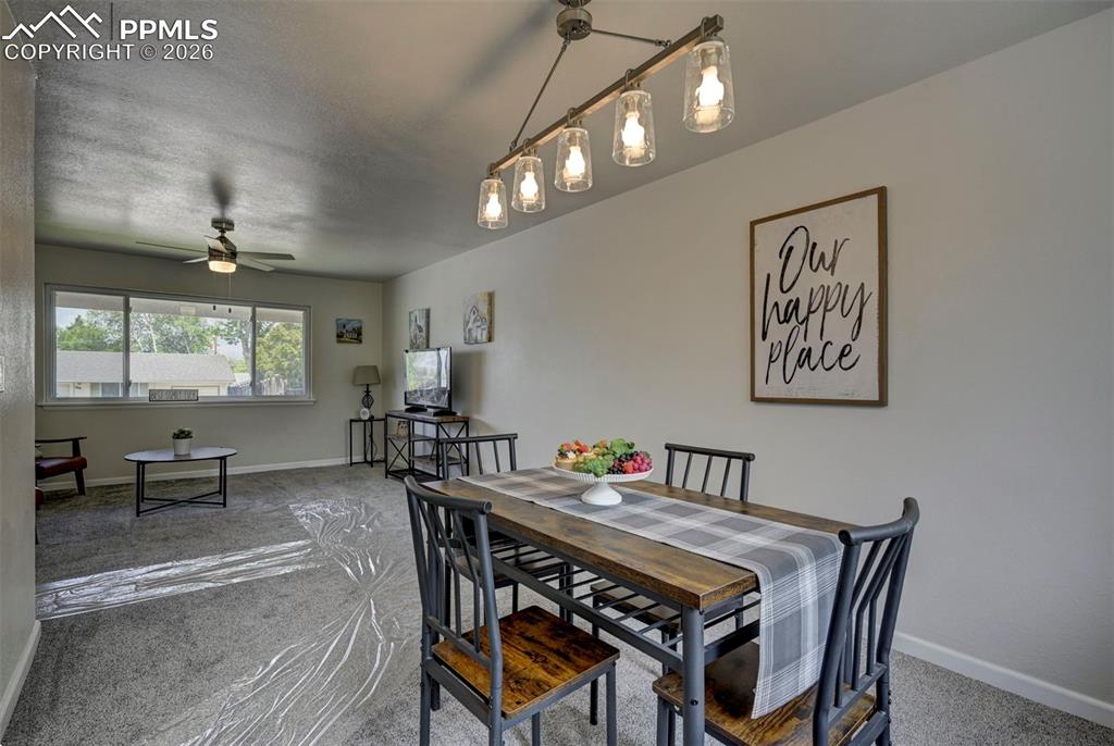 Image 11 of 41: Dining Area