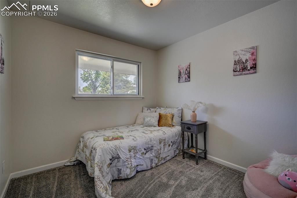 Image 20 of 41: Bedroom