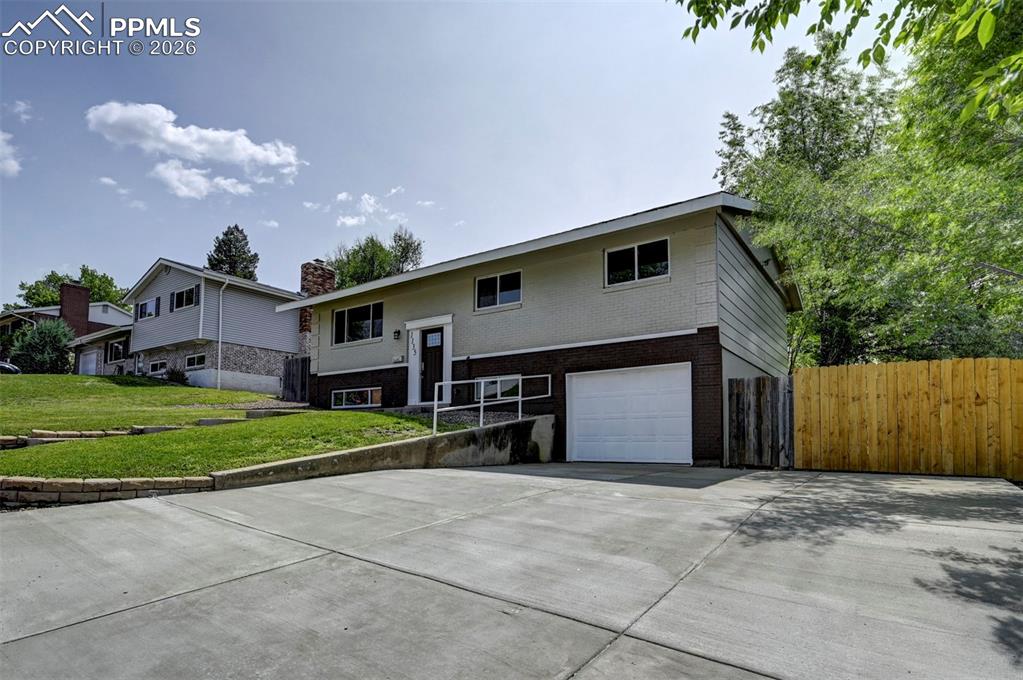 Image 3 of 41: Front of Structure