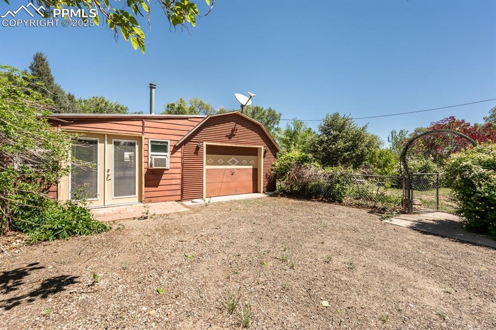 Image 21 of 36: Other