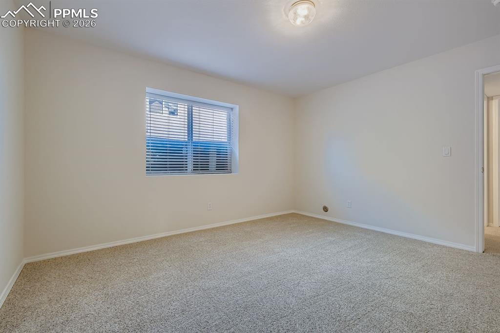 Image 27 of 41: 5th Bedroom