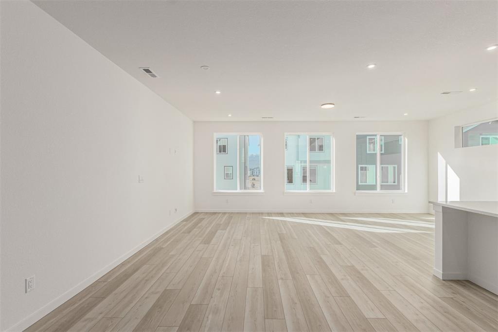 Image 9 of 36: Other