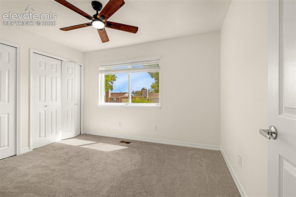 Image 14 of 28: Bedroom