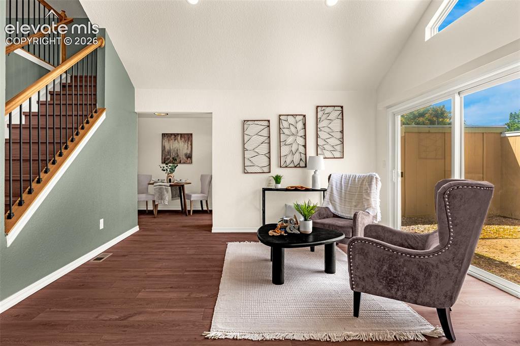 Image 4 of 28: Sitting Room