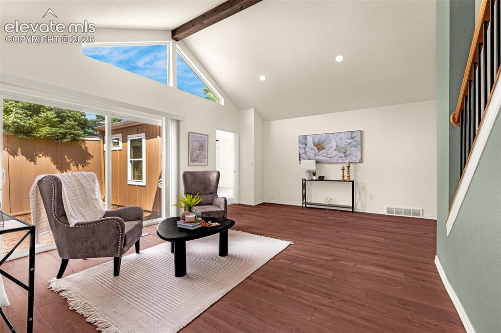 Image 9 of 28: Sitting Room