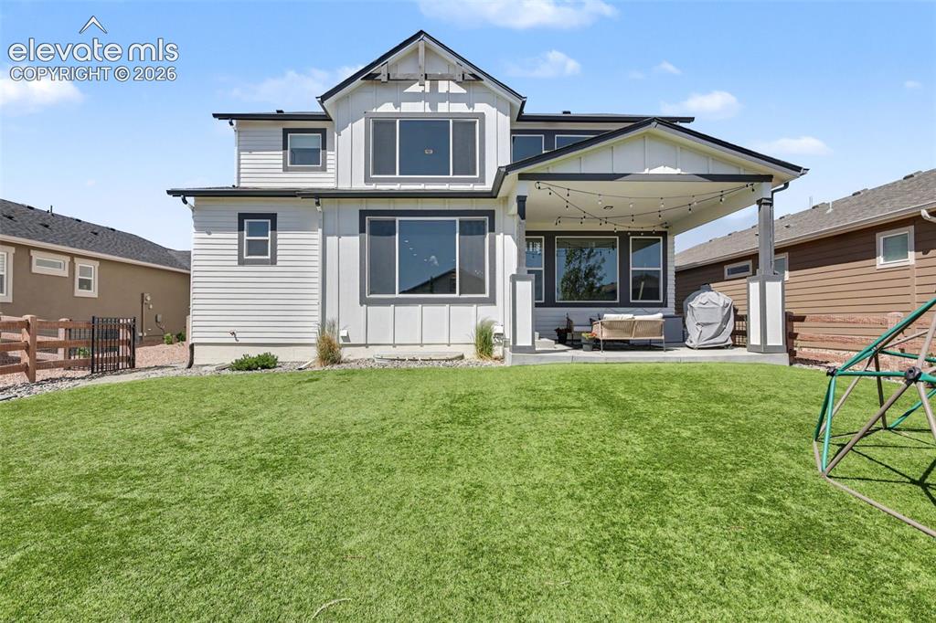 Image 48 of 48: Artificial in turf backyard