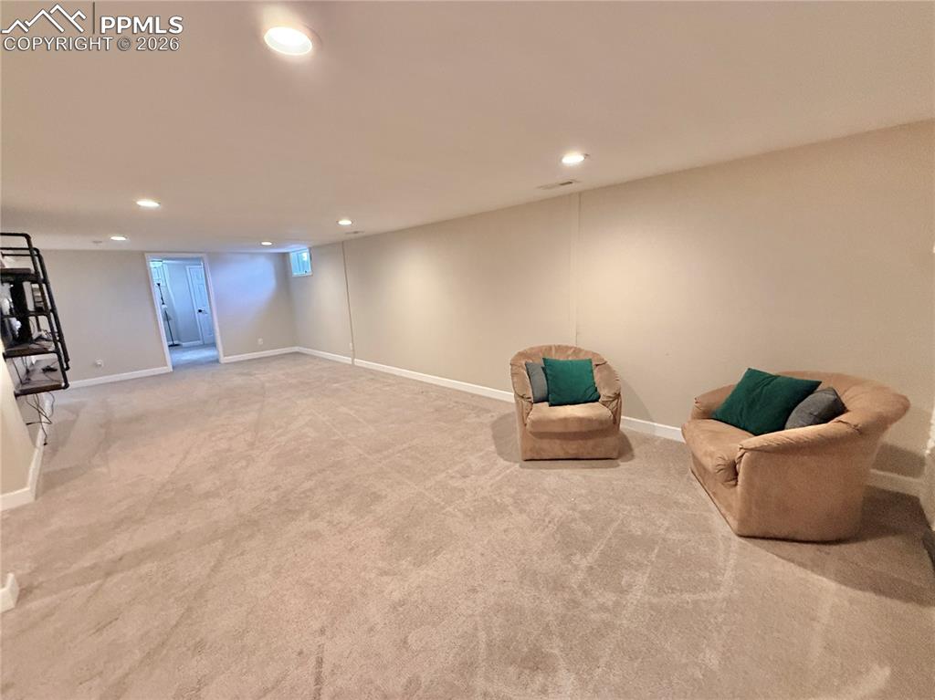 Image 21 of 35: Basement