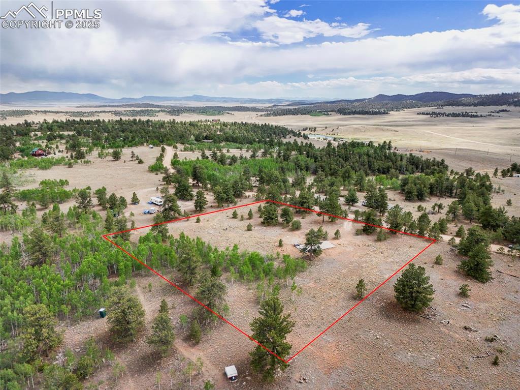 Image 34 of 44: Boundary lines are approximate and not a survey