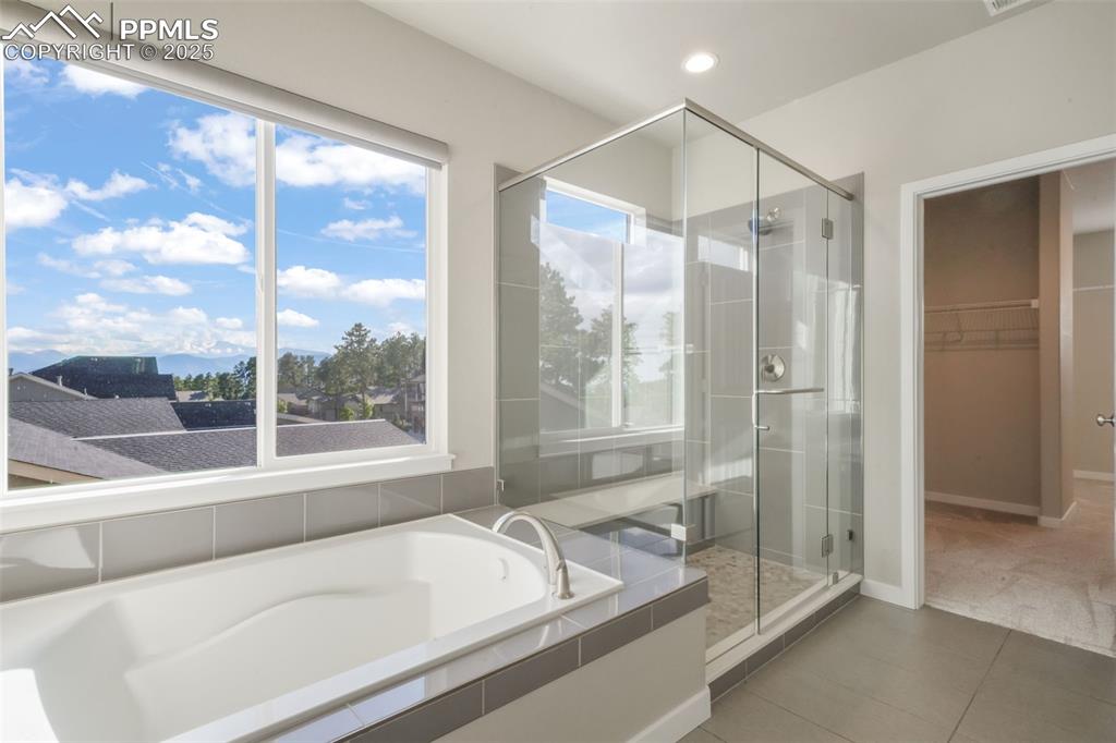 Image 32 of 50: Master Bathroom