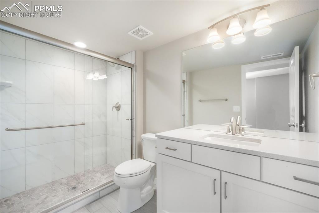 Image 42 of 50: Basement Junior Suite