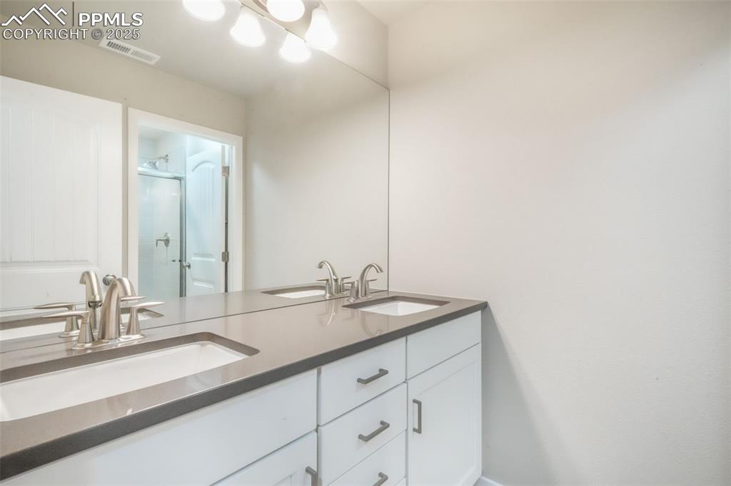 Image 45 of 50: Basement Hall Bath