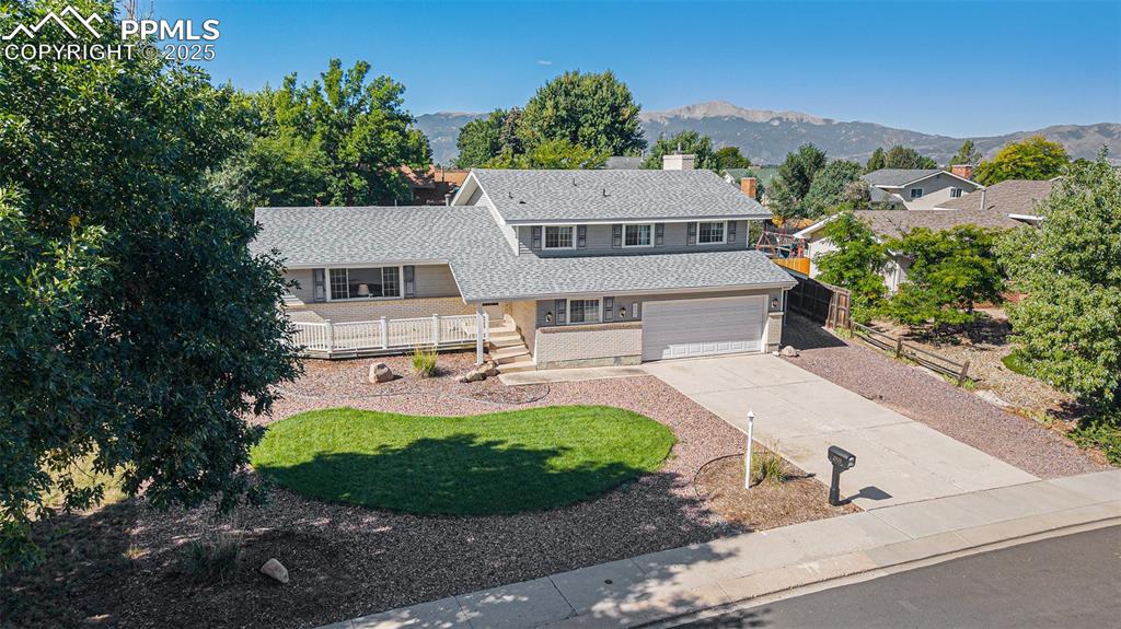 Image 2 of 24: Front of Structure