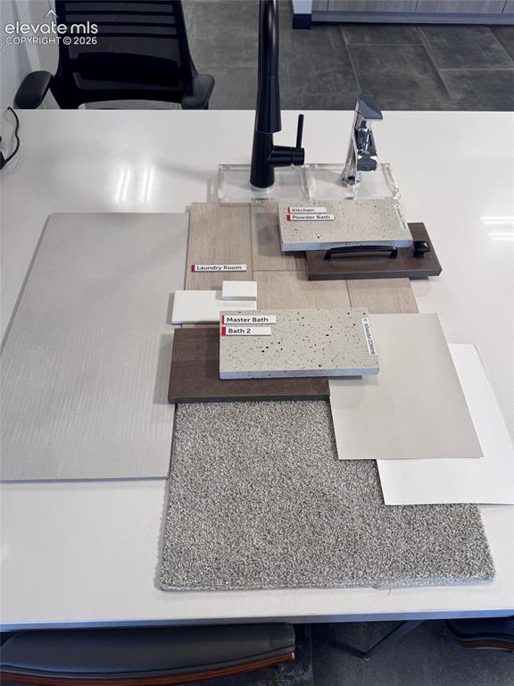 Image 2 of 2: Interior color selections