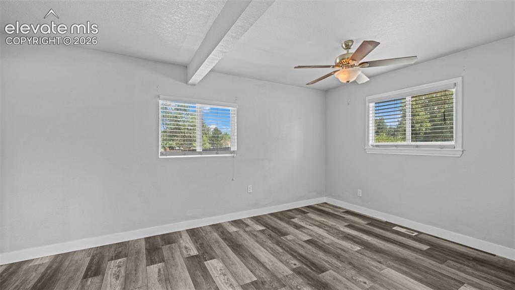 Image 12 of 35: Master Bedroom