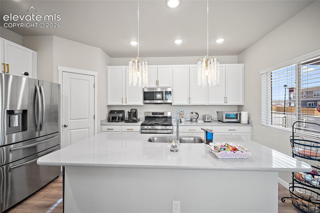 Image 10 of 36: Kitchen