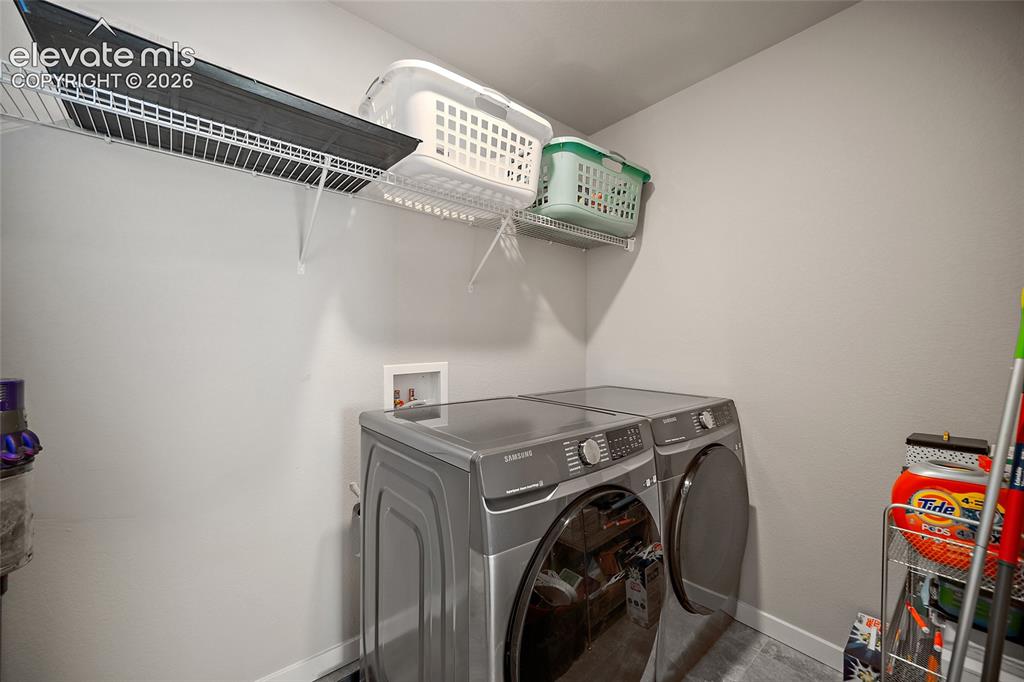 Image 15 of 36: Laundry
