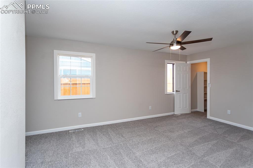 Image 26 of 50: Main Bedroom.