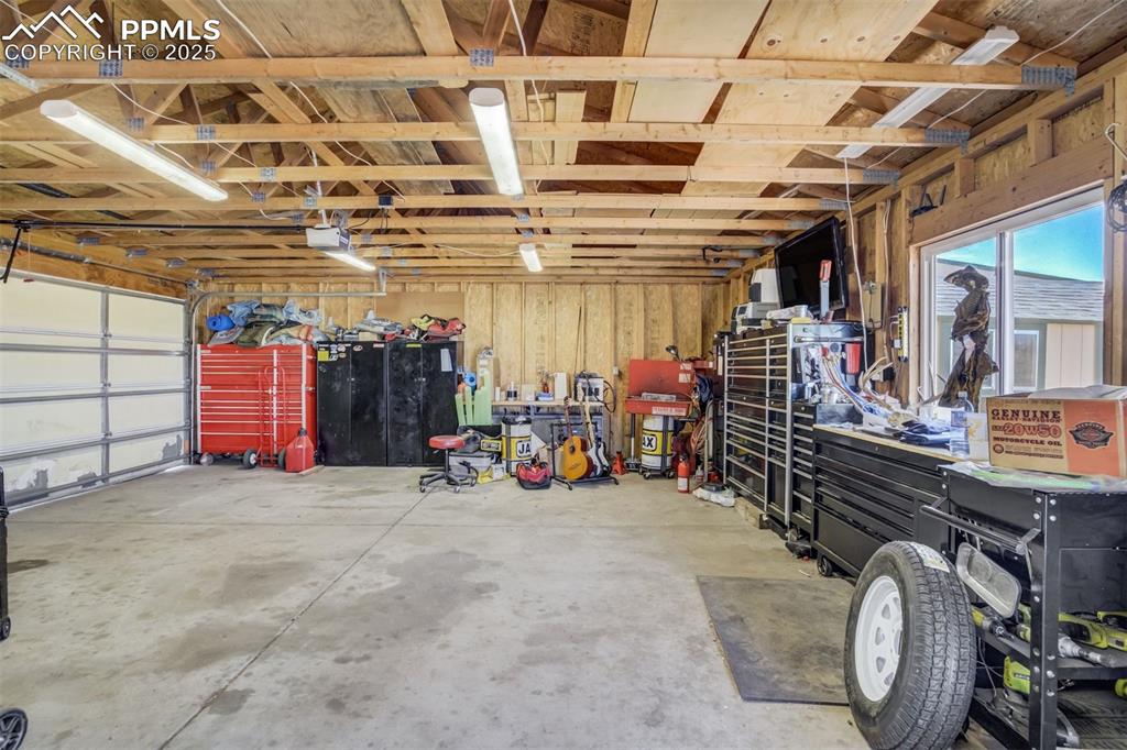Image 39 of 50: View of garage