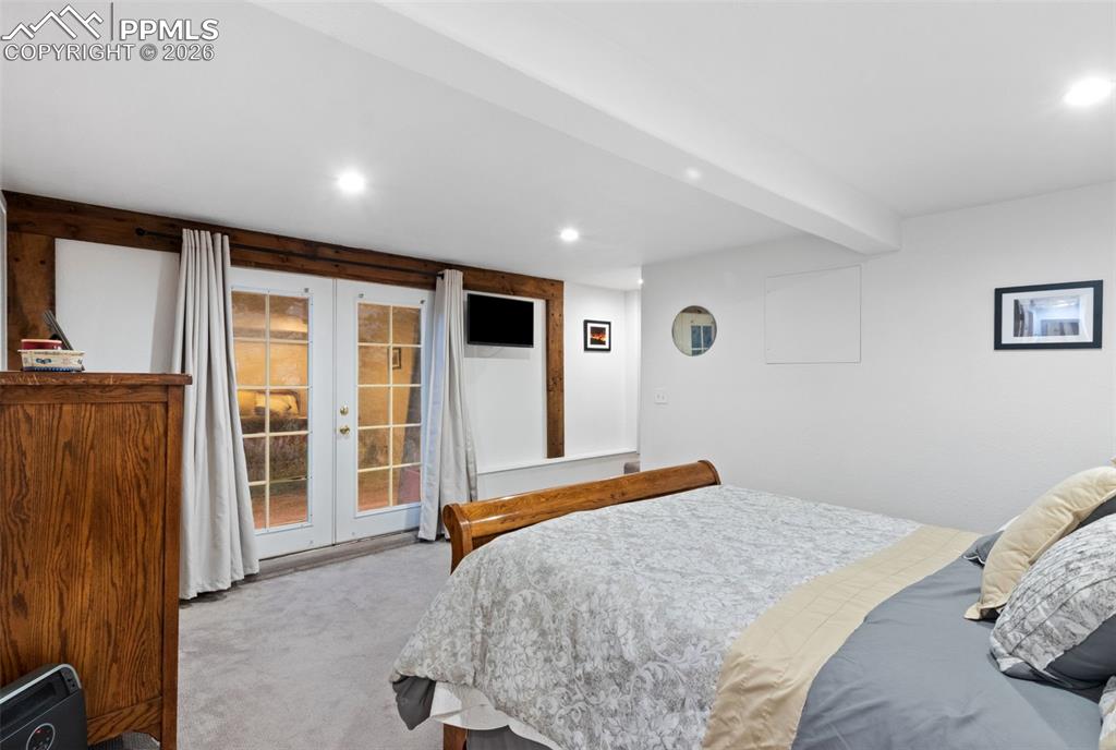 Image 43 of 47: No Description Available