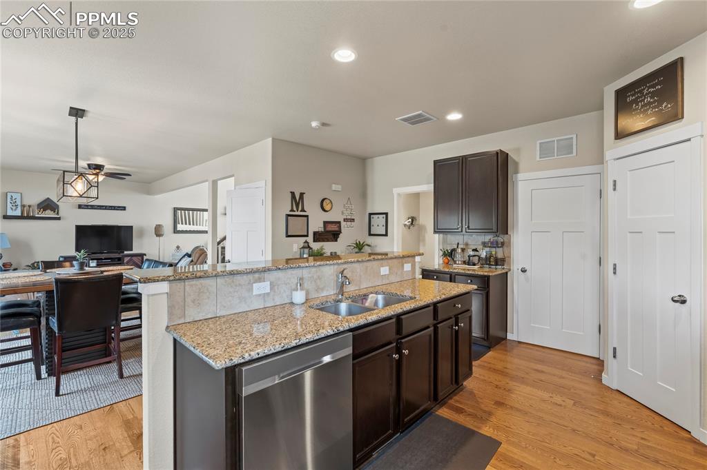 Image 11 of 43: Kitchen