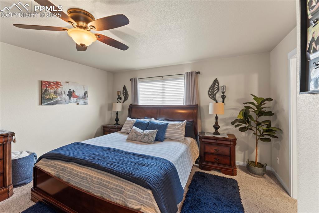 Image 16 of 43: Bedroom