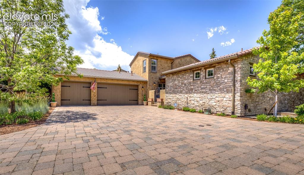 Image 1 of 50: Front of home