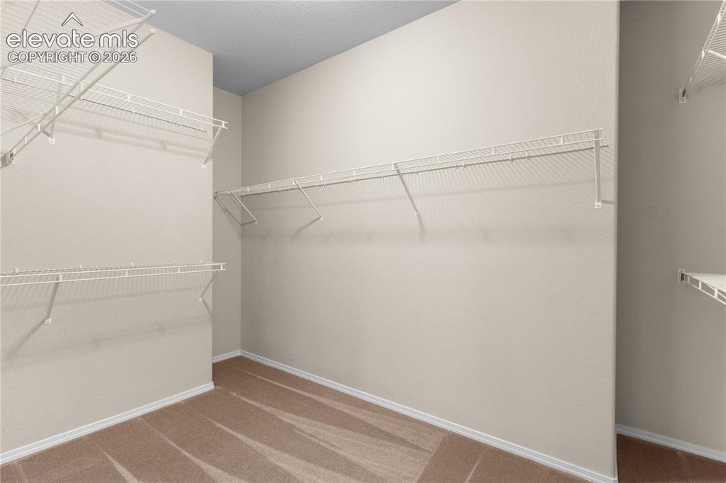 Image 22 of 37: Closet