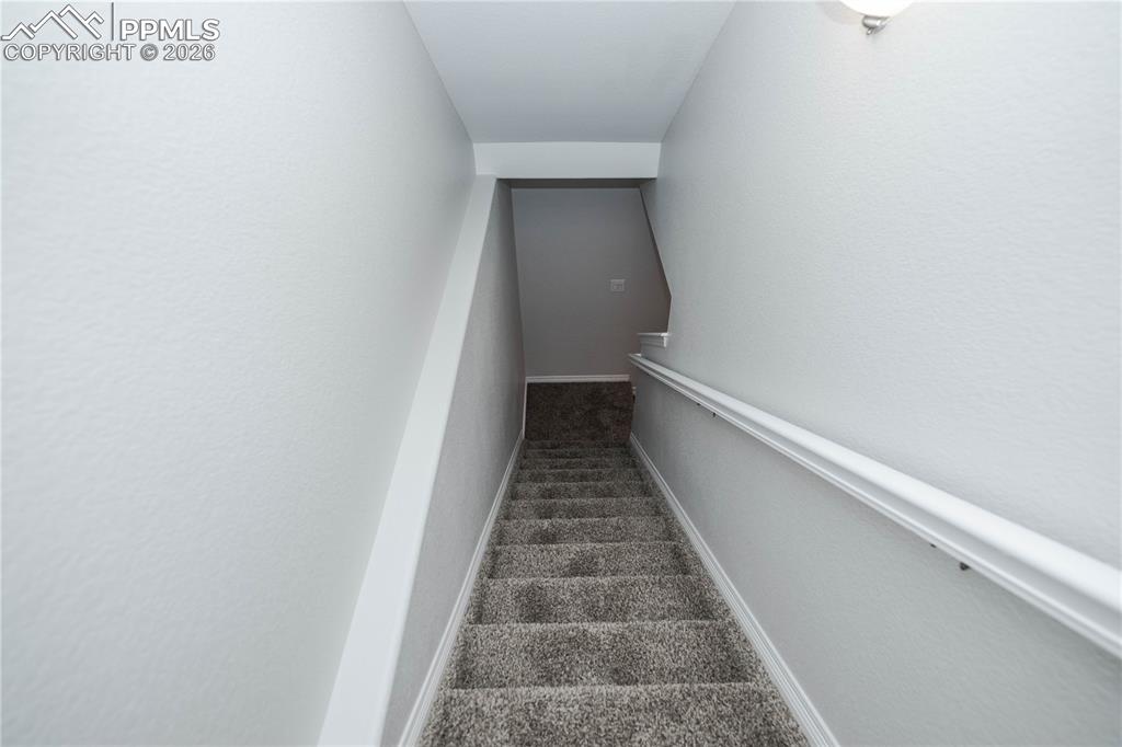 Image 34 of 50: Bathroom