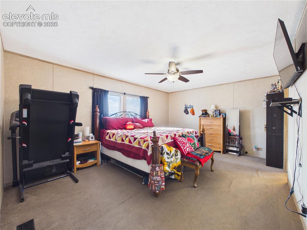 Image 20 of 46: Bedroom