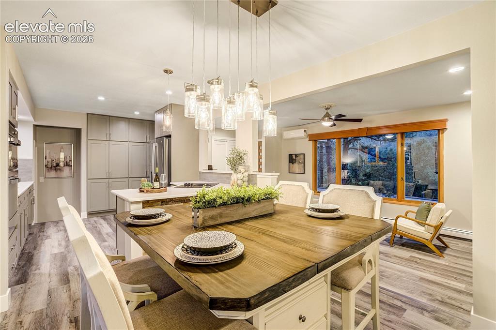 Image 8 of 49: Dining Area