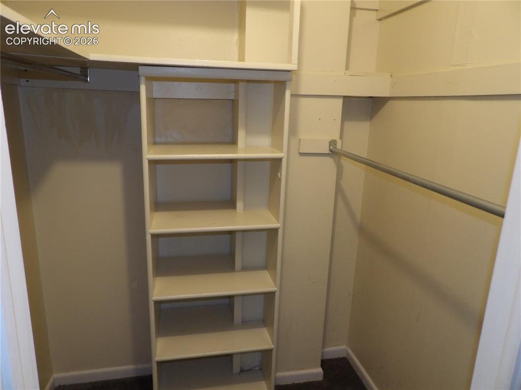 Image 16 of 31: Closet