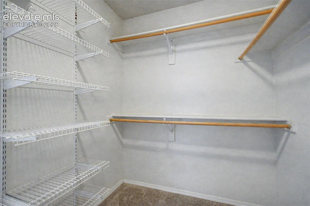 Image 19 of 40: Closet