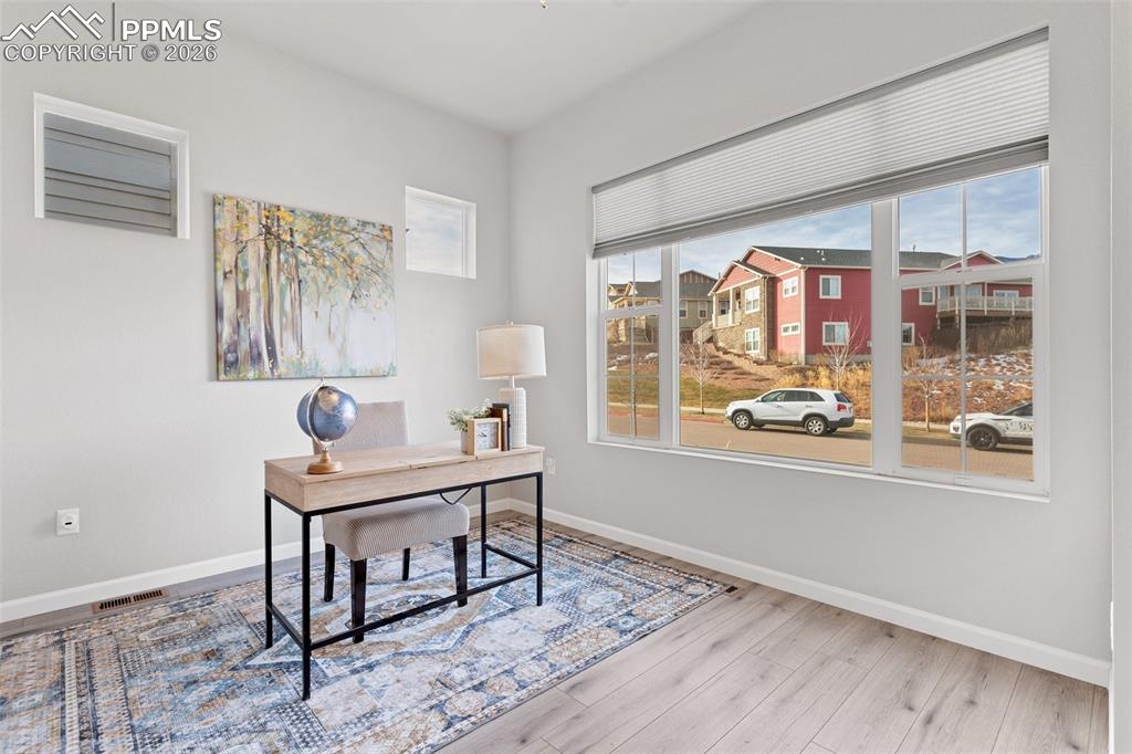 Image 12 of 35: Office