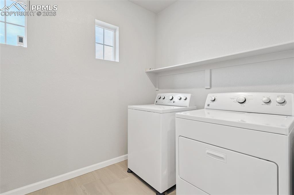 Image 34 of 35: Laundry