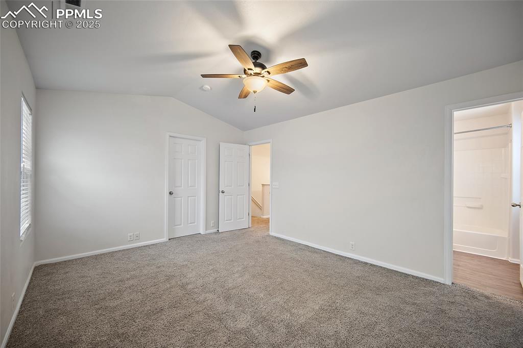 Image 21 of 33: Bedroom