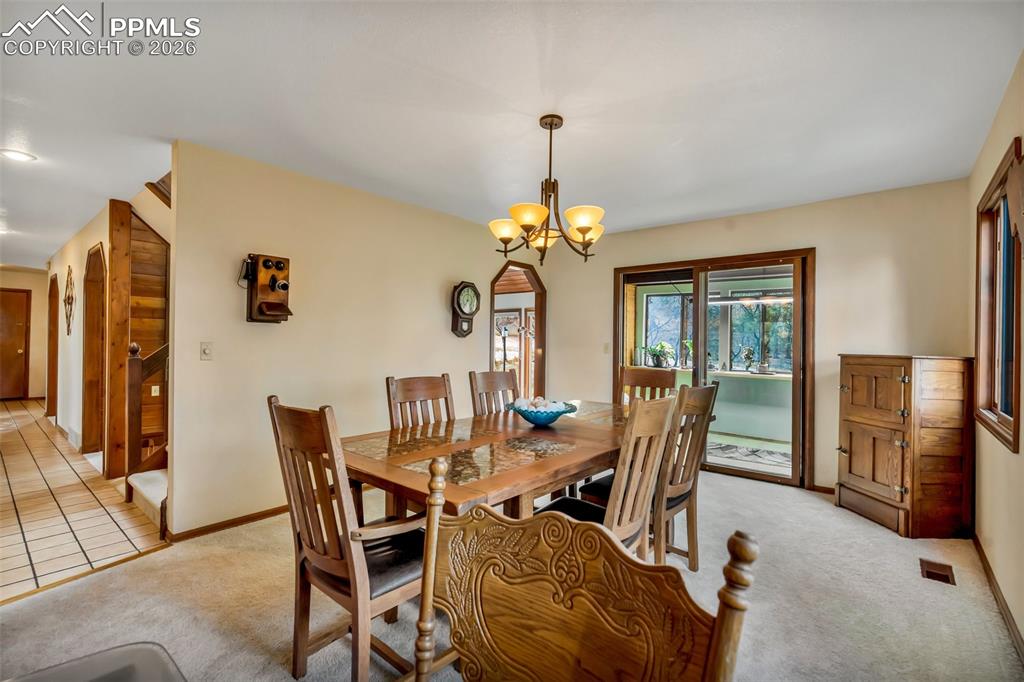 Image 10 of 38: Dining Area