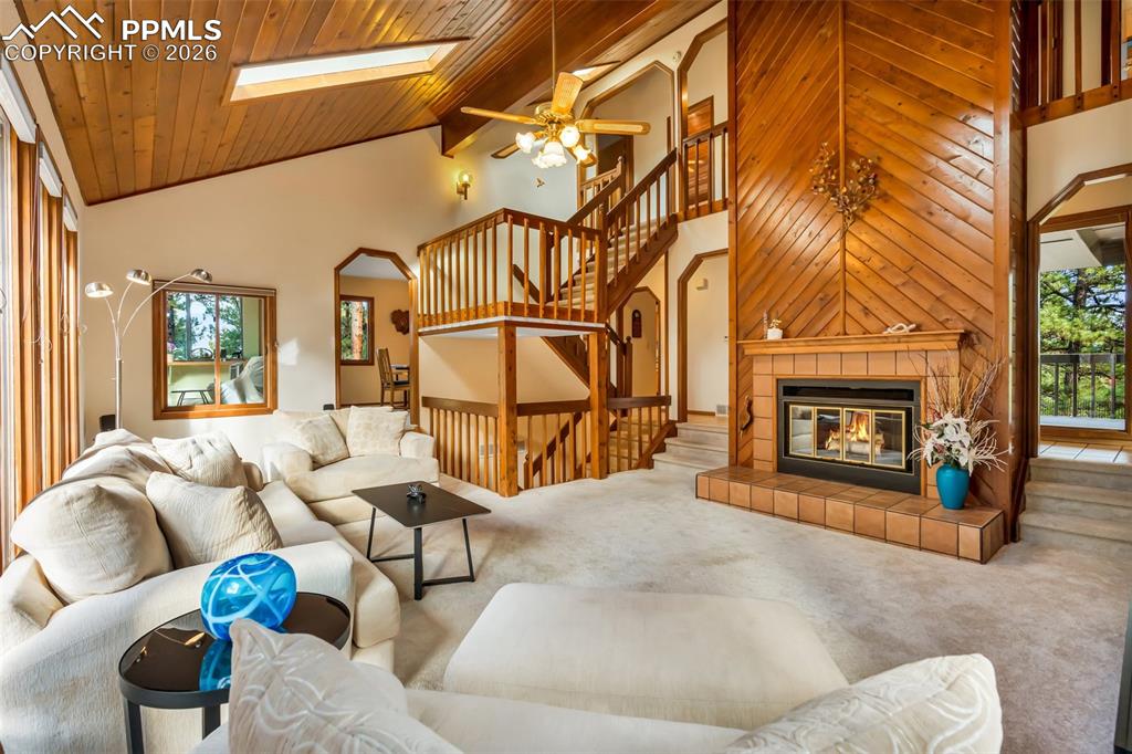 Image 5 of 38: Living Room