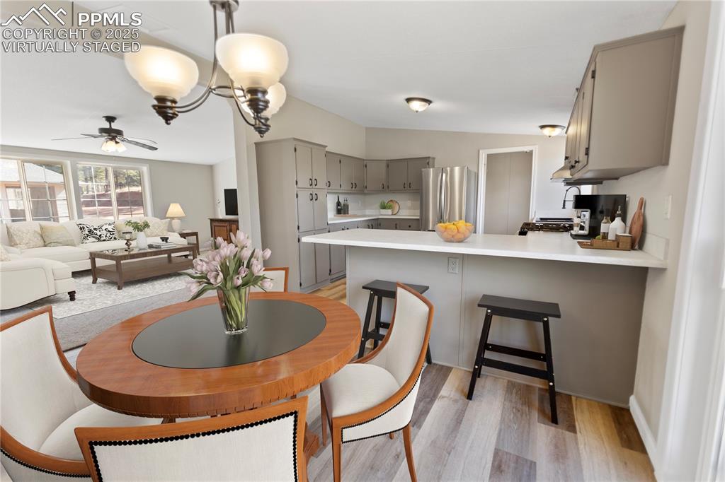 Image 6 of 40: Dining Area - Virtually Staged