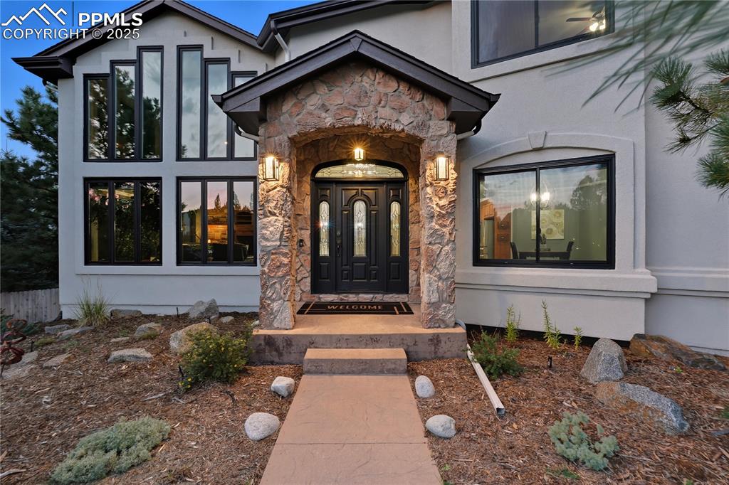 Image 3 of 47: Entry