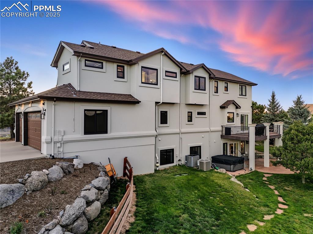 Image 43 of 47: Large Fenced Backyard