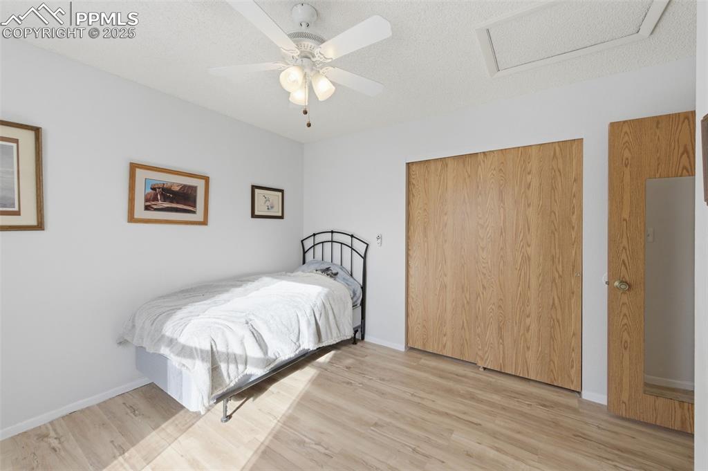 Image 11 of 23: Bedroom