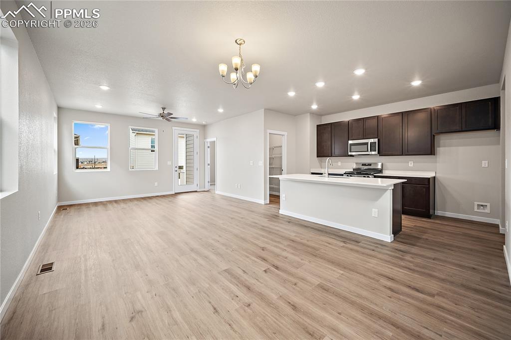 Image 6 of 38: Kitchen