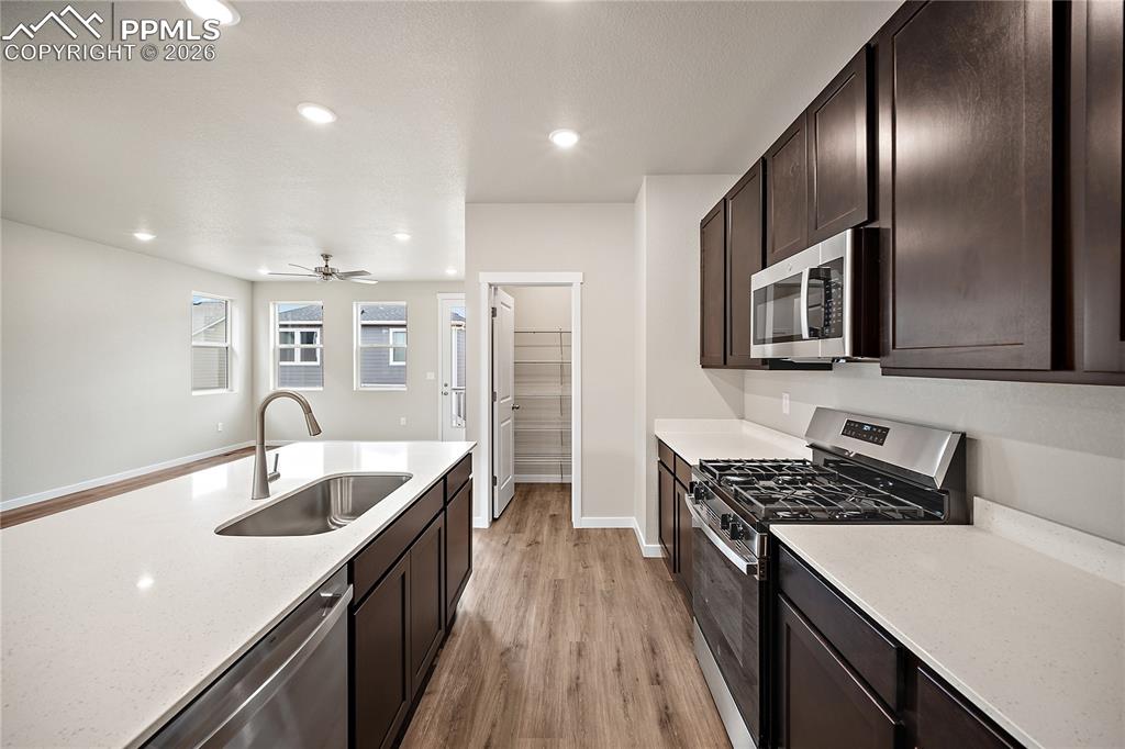 Image 9 of 38: Kitchen