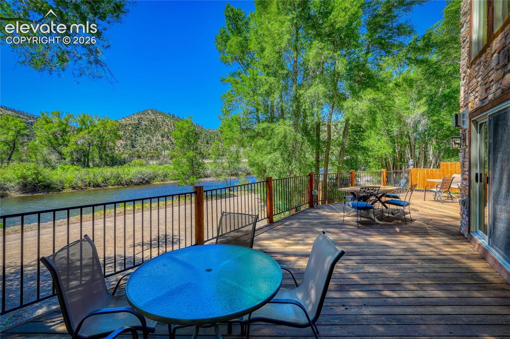 Image 6 of 41: Deck